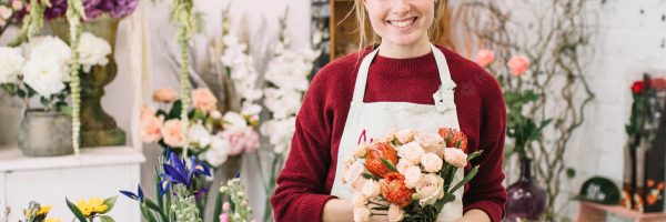 pretty-florist-posing-with-bouquet_23-2147762236 (1)